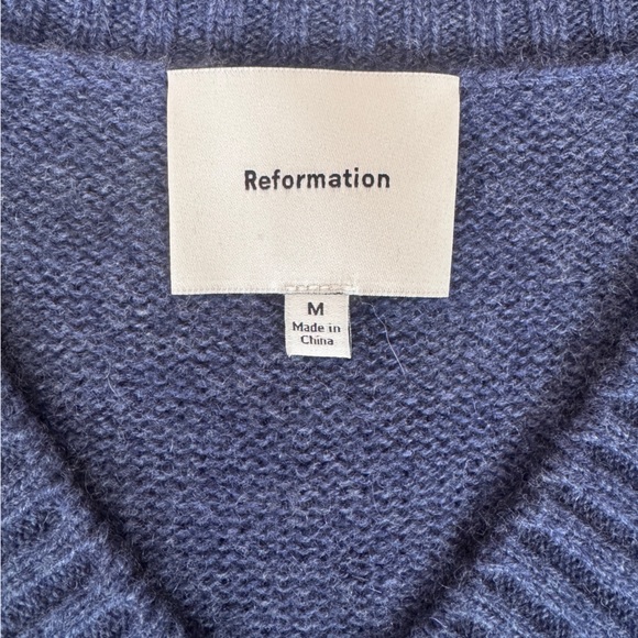 Reformation Jadey 100% Cashmere Sweater, NWOT, M - Picture 5 of 8